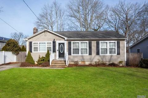 33 Harper St, Patchogue, NY 11772 photo 1