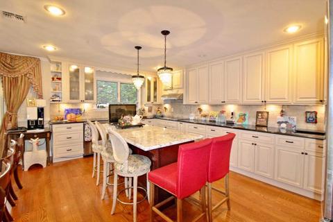 159 May Time Dr, Jericho, NY 11753 photo 5