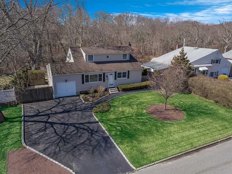 42 Crescent Pl, Smithtown, NY 11787 photo 1