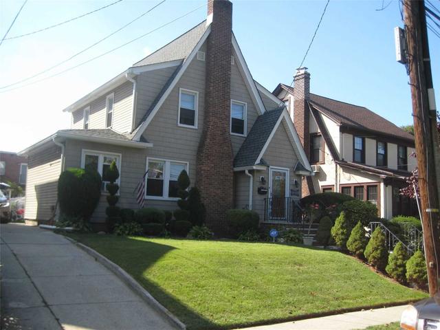 40 32 3rd St Bayside Ny Mls Movoto Com