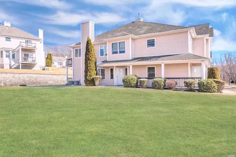 2401 Cedar Path Path, Riverhead, NY 11901 photo 1