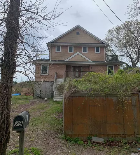 79 Point Rd, Flanders, NY 11901 photo 1