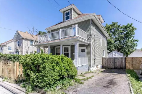 124 Cruikshank Ave, Hempstead, NY 11550 photo 1