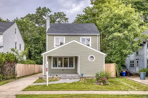 17 High Pl, Freeport, NY 11520 photo 1