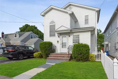 64 S 4th St, Bethpage, NY 11714 photo 1