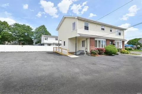570 Central Ave, Bethpage, NY 11714 photo 1