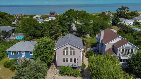 105 2nd Ave, Peconic, NY 11958 photo 1