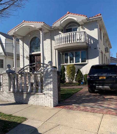 149-43 17 Ave, Whitestone, NY 11357 photo 1