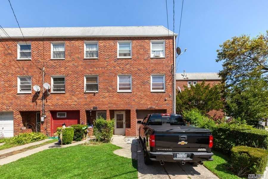 410 Fernside Pl, Far Rockaway, NY 11691 19 Photos MLS 3243458 Movoto