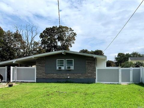 807 Scherger Ave, Patchogue, NY 11772 photo 1