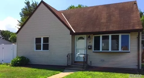 39 Virginia Ave, Plainview, NY 11803 photo 1