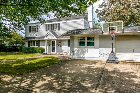 75 Strong Ave, Babylon, NY 11702 photo 1