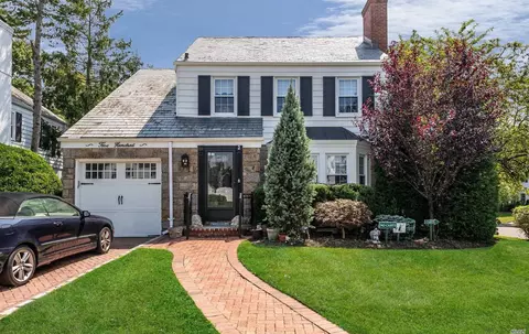 500 Devonshire Rd, Baldwin, NY 11510 photo 1