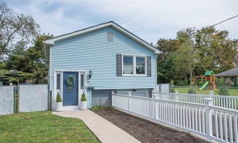 53 W 2nd St, Patchogue, NY 11772 photo 1