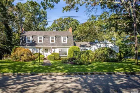 106 Shore Rd, Patchogue, NY 11772 photo 1
