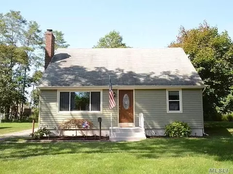 116 Maple Ave, Patchogue, NY 11772 photo 1