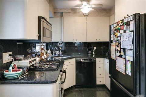 26 Adele Rd, Cedarhurst, NY 11516 photo 6