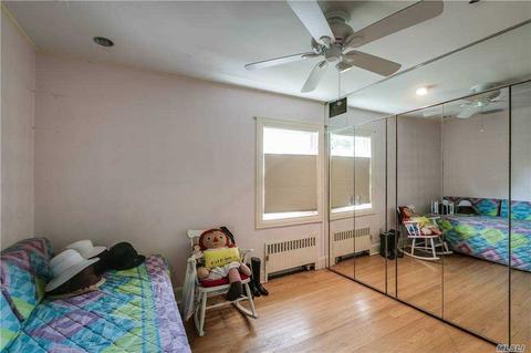 26 Adele Rd, Cedarhurst, NY 11516 photo 15