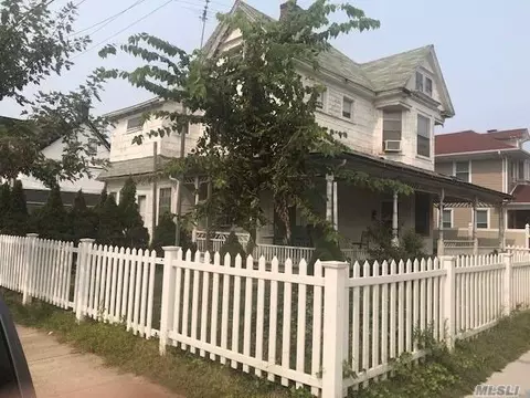 13-73 Beach Channel Dr, Far Rockaway, NY 11691