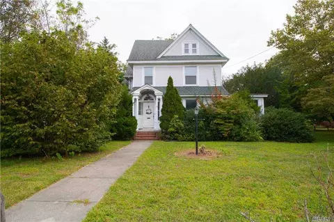 115 Rider Ave, Patchogue, NY 11772 photo 1