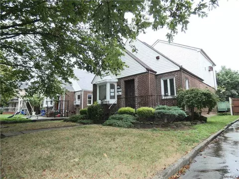 147-08 69th Road Rd, Flushing, NY 11367 photo 1