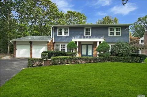 2 Peppermill Ct, Commack, NY 11725 photo 1