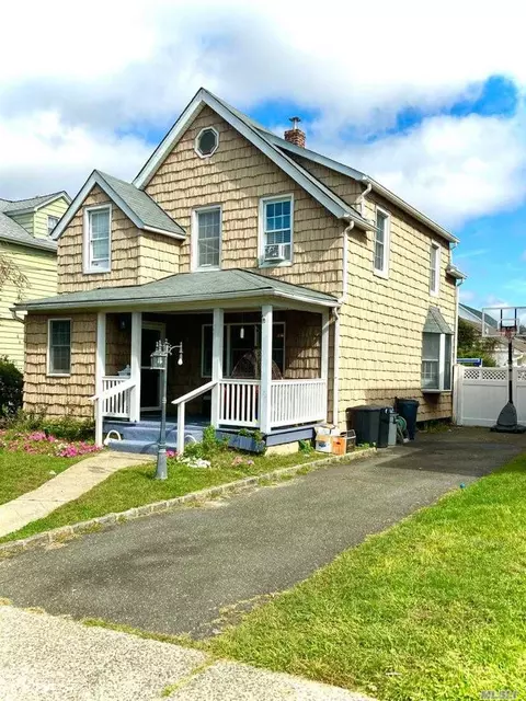 224 Prospect Ave, Cedarhurst, NY 11516 photo 1