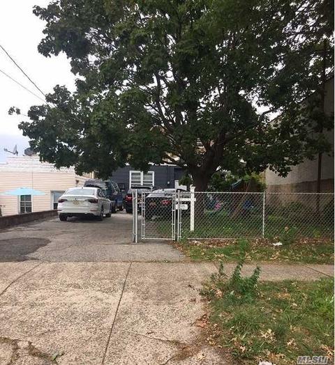 70-15 Ditmars Blvd, Flushing, NY 11370 photo 1