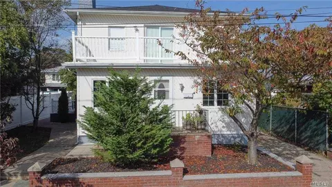 1040 Concord St, Franklin Square, NY 11010 photo 1
