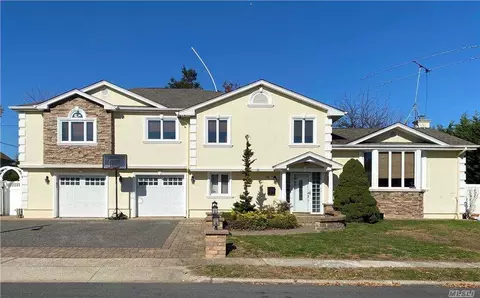 14 Chenango Dr, Jericho, NY 11753 photo 1