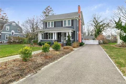 50 Rose Ave, Patchogue, NY 11772 photo 1