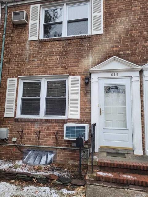 6 28 160th St, Flushing, NY 11357 photo 1