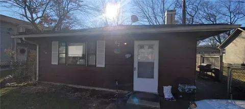 62 Wood Ave, Mastic, NY 11950 photo 1