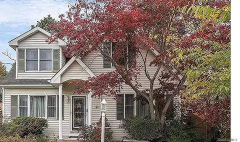 30 Walnut Ave, Patchogue, NY 11772 photo 1