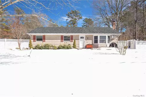 23 E Margin Rd, Ridge, NY 11961 photo 1