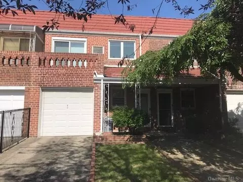 21-09 73rd St, Flushing, NY 11370 photo 1