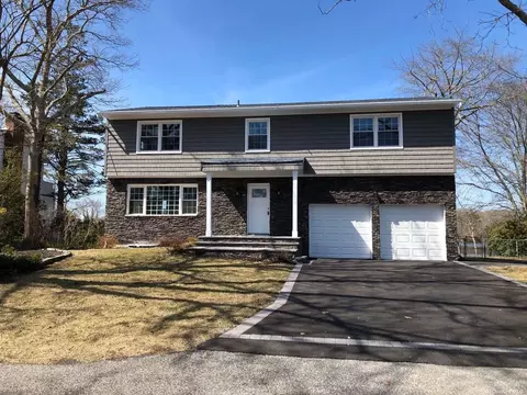 173 Peninsula Path, Riverhead, NY 11901 photo 1