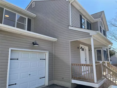 509 Walker Ave, Patchogue, NY 11772 photo 1