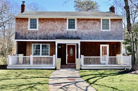 14 Easterly Rd, Hampton Bays, NY 11946 photo 1