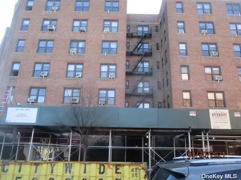 48-21 40 St #3G, Sunnyside, NY 11104