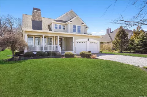 71 Tyler Dr, Riverhead, NY 11901 photo 1
