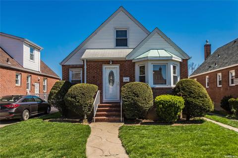 83 39 246th St Bellerose Ny 11426 19 Photos Mls 3306443 Movoto