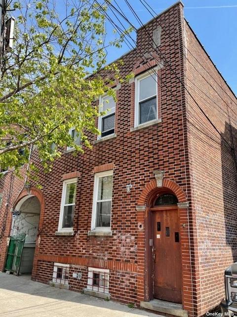 104-44 42nd Ave, Flushing, NY 11368 photo 1