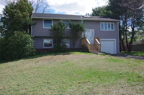 2 Star Ct, Patchogue, NY 11772 photo 1