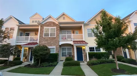15 Lager Ln, Patchogue, NY 11772 photo 1