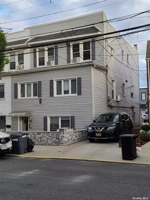 79-40 68th Ave, Flushing, NY 11379 photo 1