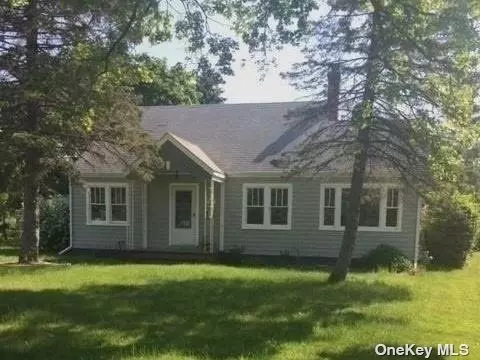 202 Washington Ave, Jamesport, NY 11947 photo 1