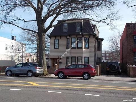 60-59 69th St, Flushing, NY 11378 photo 1
