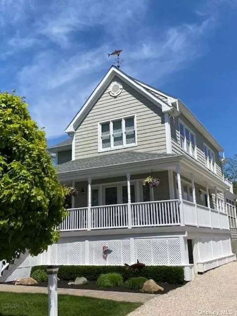 17 Beach Ave, Patchogue, NY 11772 photo 1
