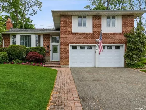 14 Devonshire, Plainview, NY 11803 photo 1